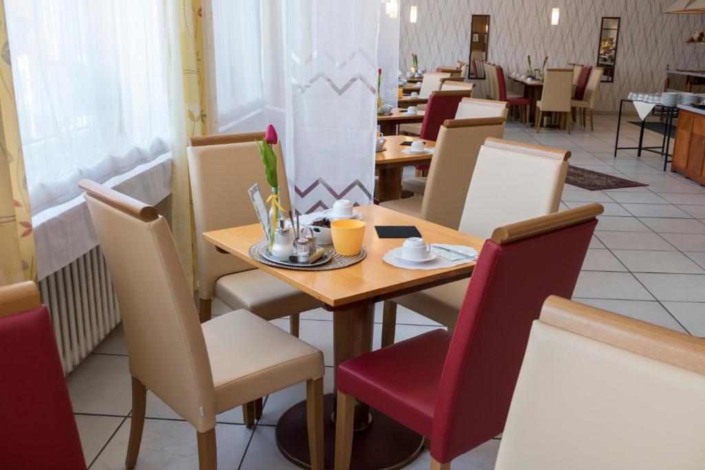 Restaurace v ubytování Hotel Excelsior