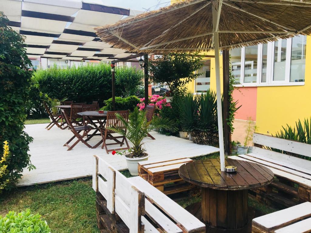 Zahrada ubytování Hotel Elmaz