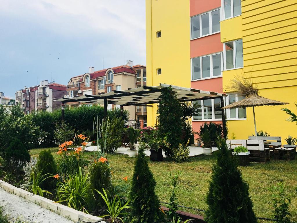 Zahrada ubytování Hotel Elmaz