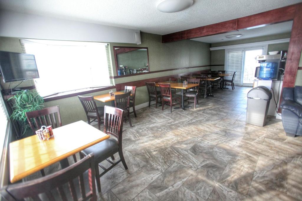 Restaurace v ubytování Best Budget Inn & Suites Kamloops
