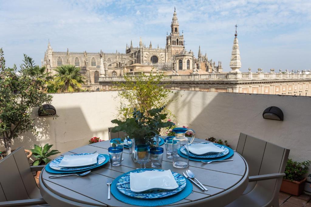 Puerta del Leon, Seville – Updated 2022 Prices