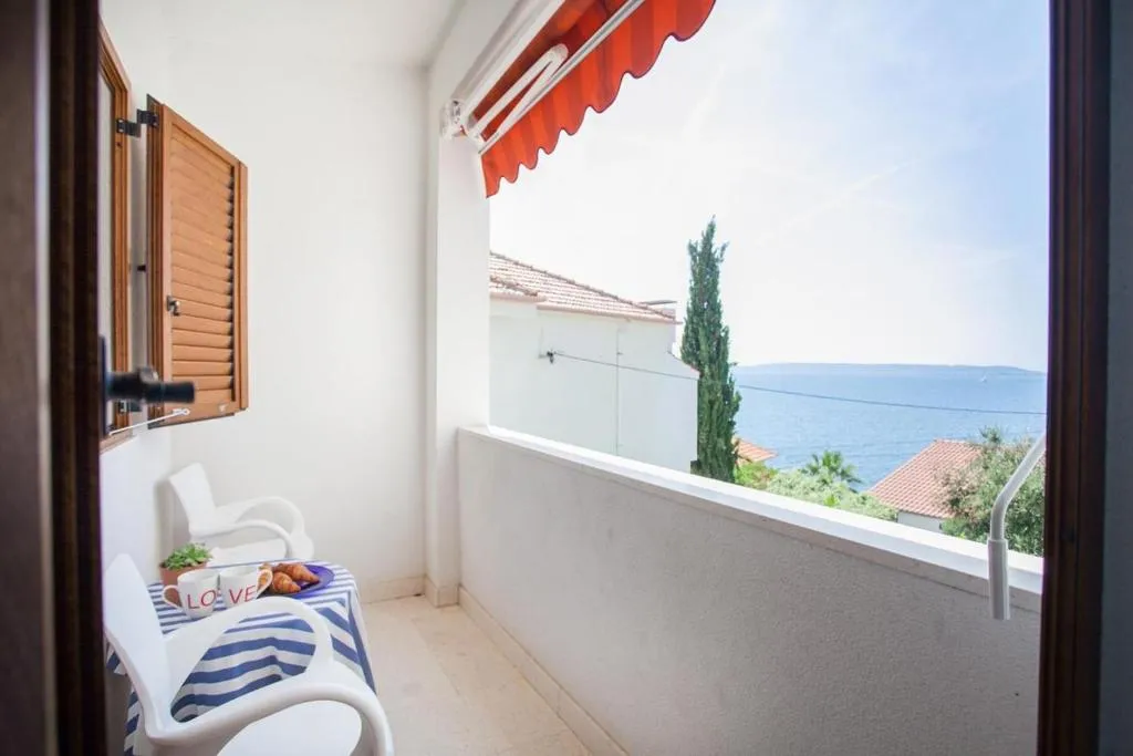 Apartment Seget Vranjica 4887b, Trogir, Croaţia