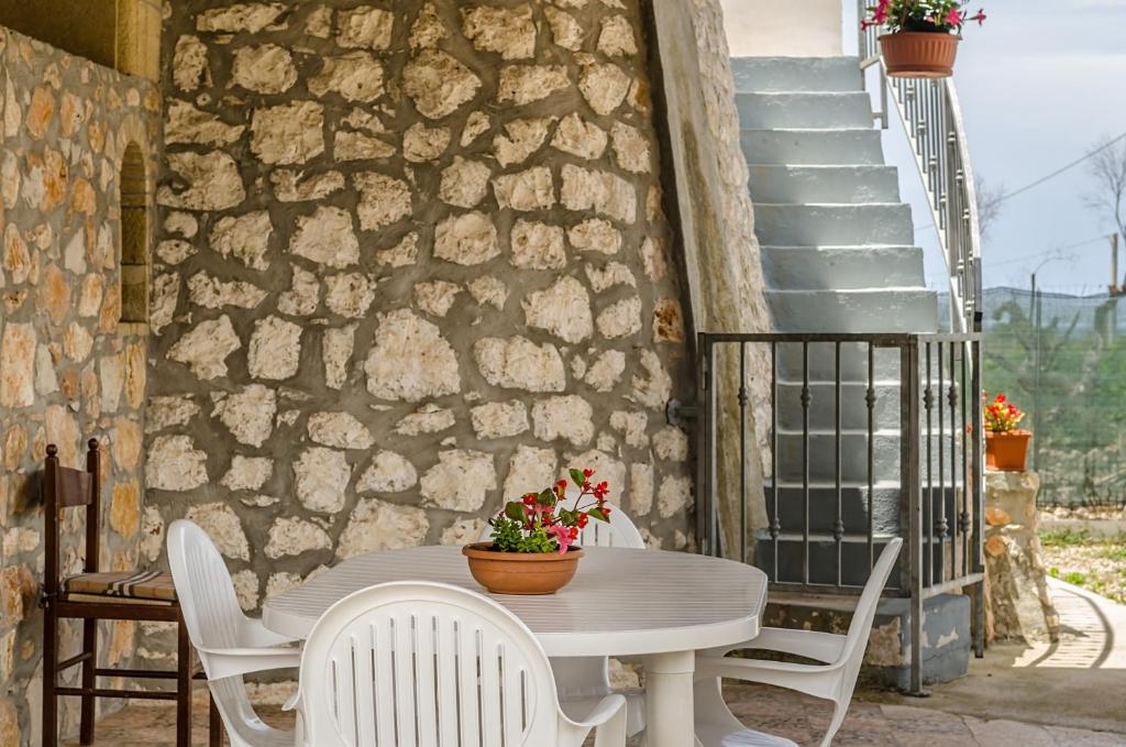 A balcony or terrace at Corte Regina