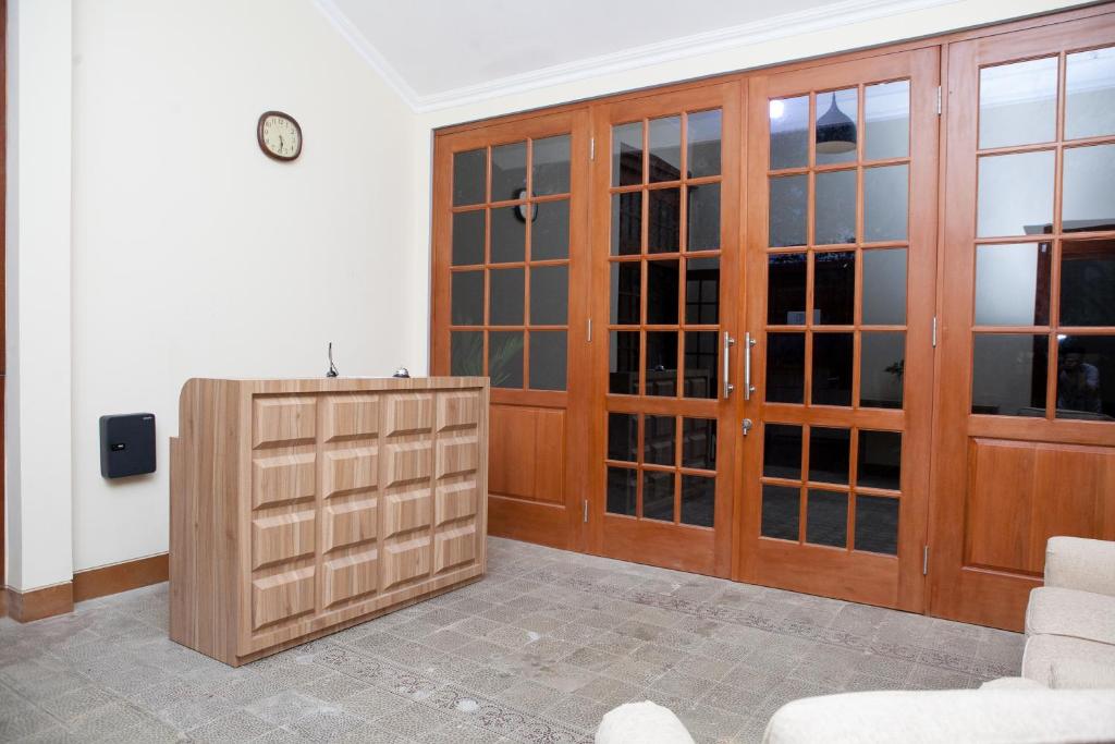 Foto dalla galleria di RedDoorz Plus near Pasundan University a Bandung