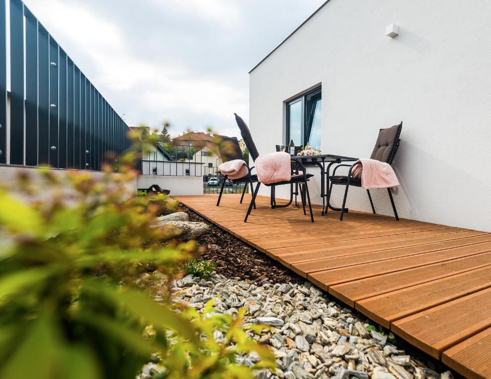 Balkón nebo terasa v ubytování Residence Trafick