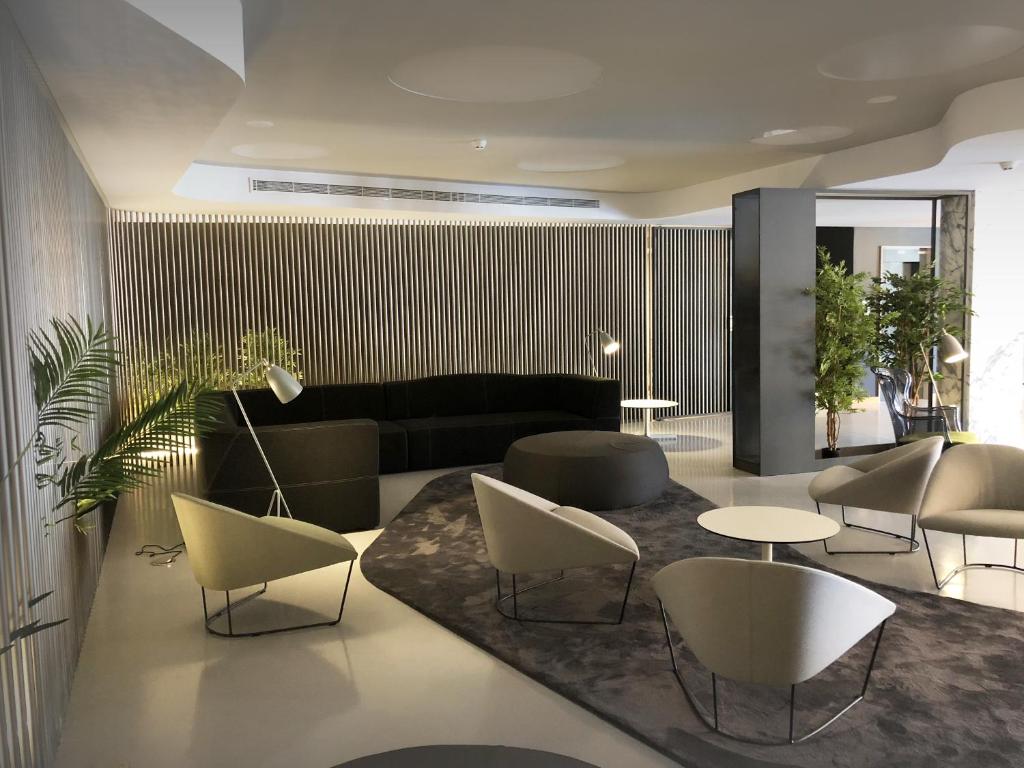 Posezení v ubytování Azoris Angra Garden – Plaza Hotel