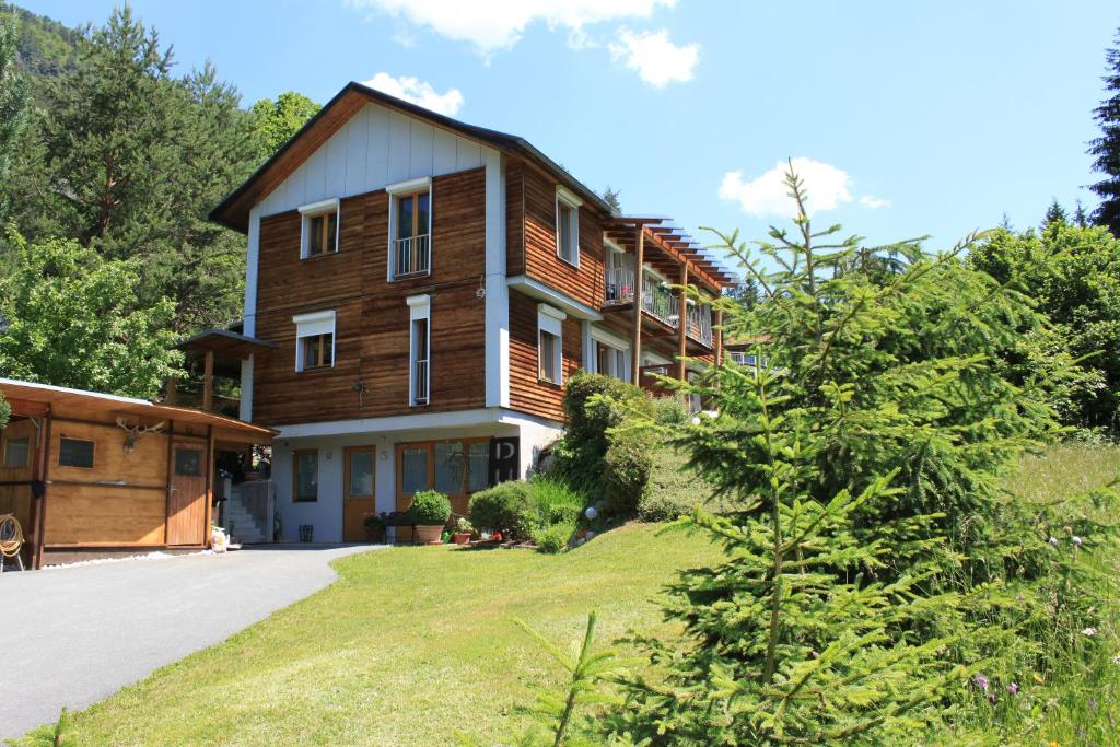 Budova, kde se apartmán nachází