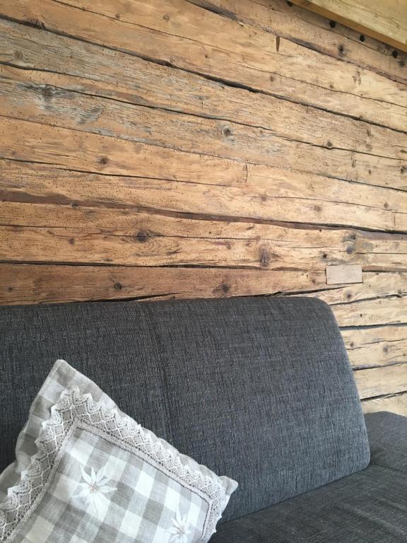 Ein Sitzbereich in der Unterkunft Haus Mariandl