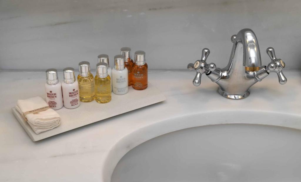 Fotografie z fotogalerie ubytování Noble Suites v Aténách