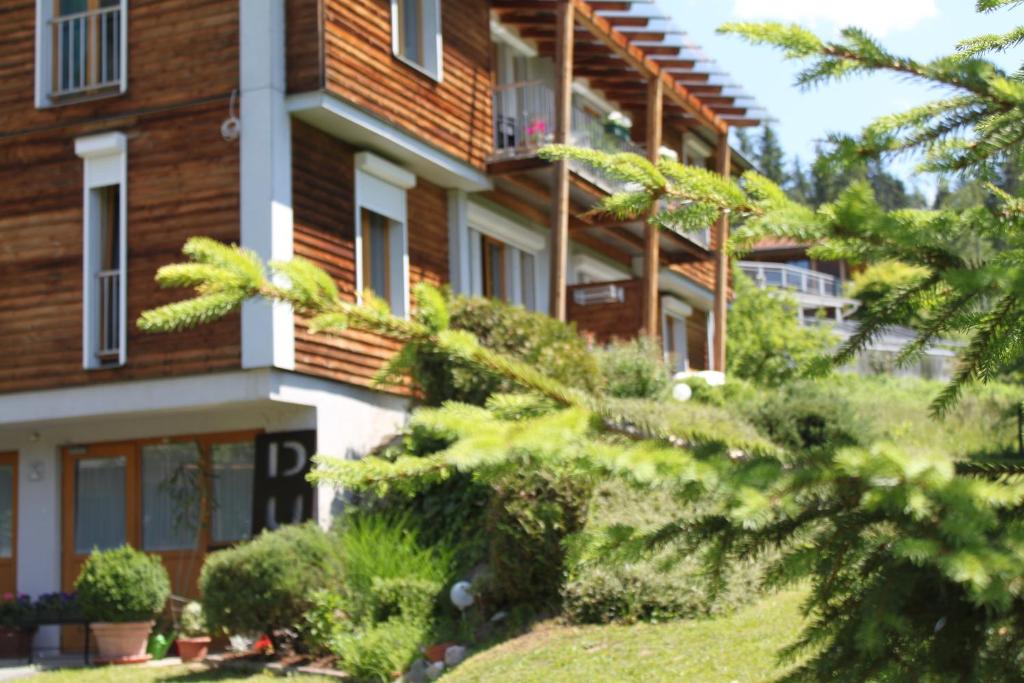 Budova, kde se apartmán nachází