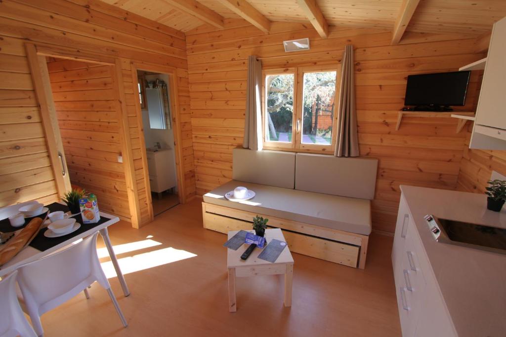 Camping Joan Bungalow Park - Bungalow 1 Chambre