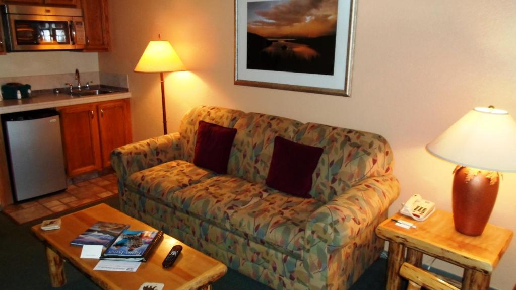 Kuchyň nebo kuchyňský kout v ubytování The Lodge at Lake Tahoe