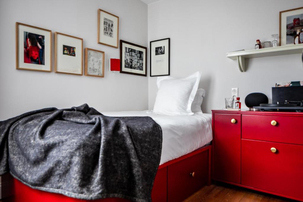 
Standard Room "Pigalle 12"
