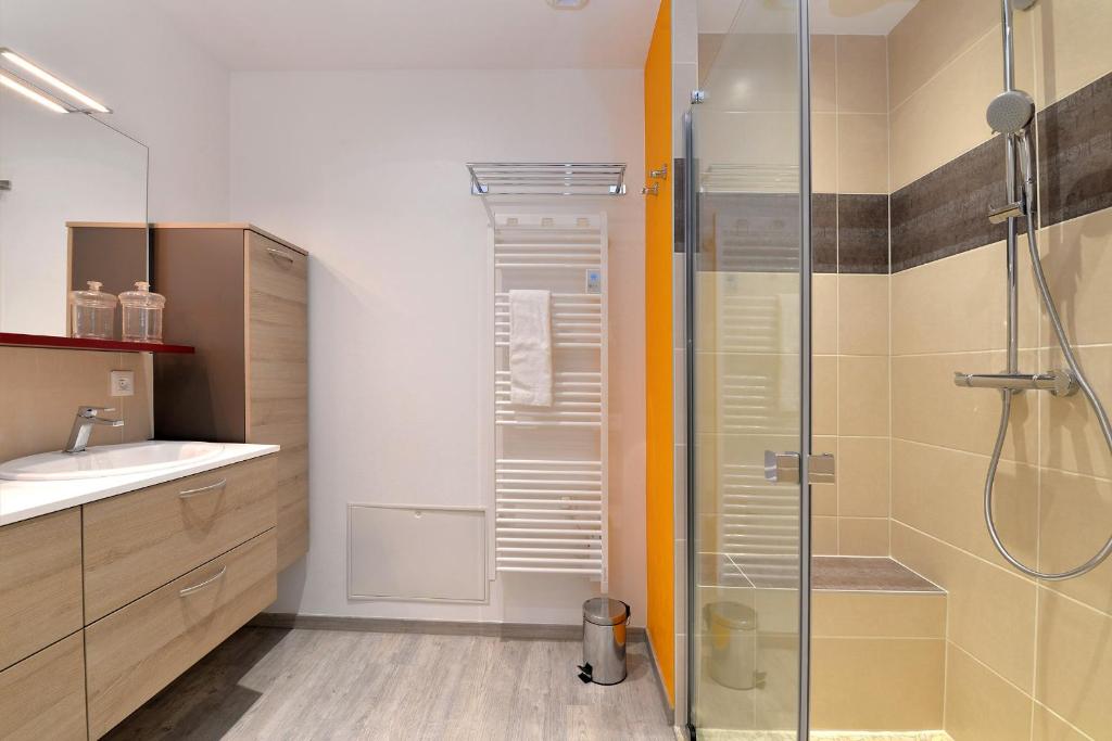 Les Suites Du Cygne – photo 27