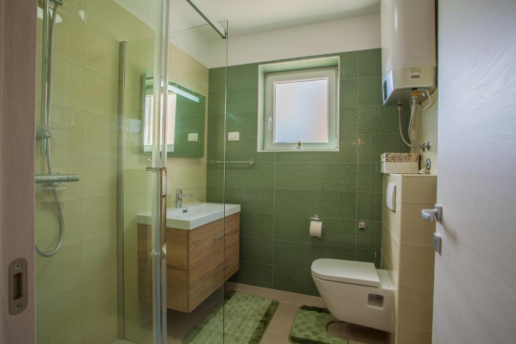 Vannituba majutusasutuses Guesthouse Maver