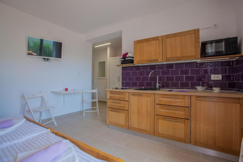 Köök või kööginurk majutusasutuses Guesthouse Maver