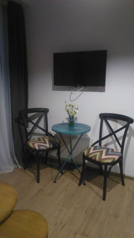 TV a/nebo společenská místnost v ubytování Apart Hotel ART
