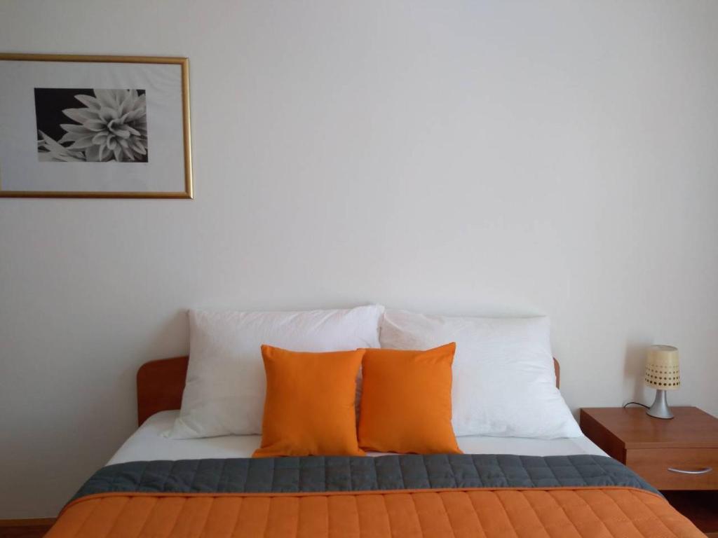 Katil atau katil-katil dalam bilik di Apartments Davor
