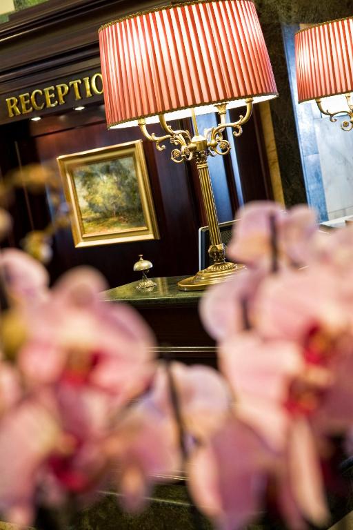 Danubius Hotel Astoria City Center - Resim 16