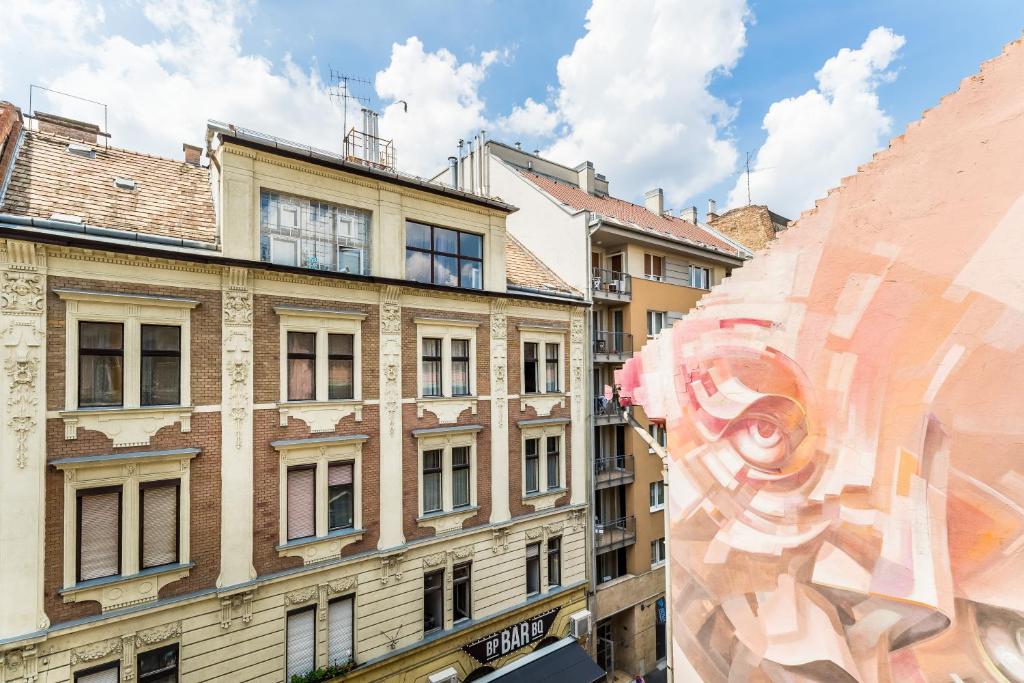 Budova, v ktorej sa apartmán nachádza