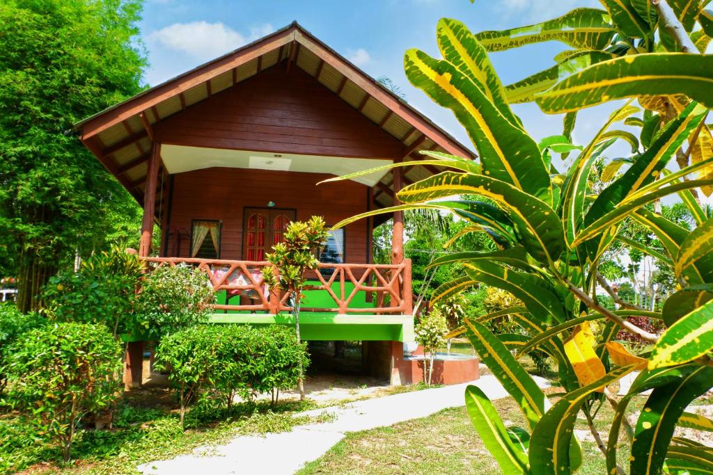 Zahrada ubytování Ao Nang Baan Suan Resort