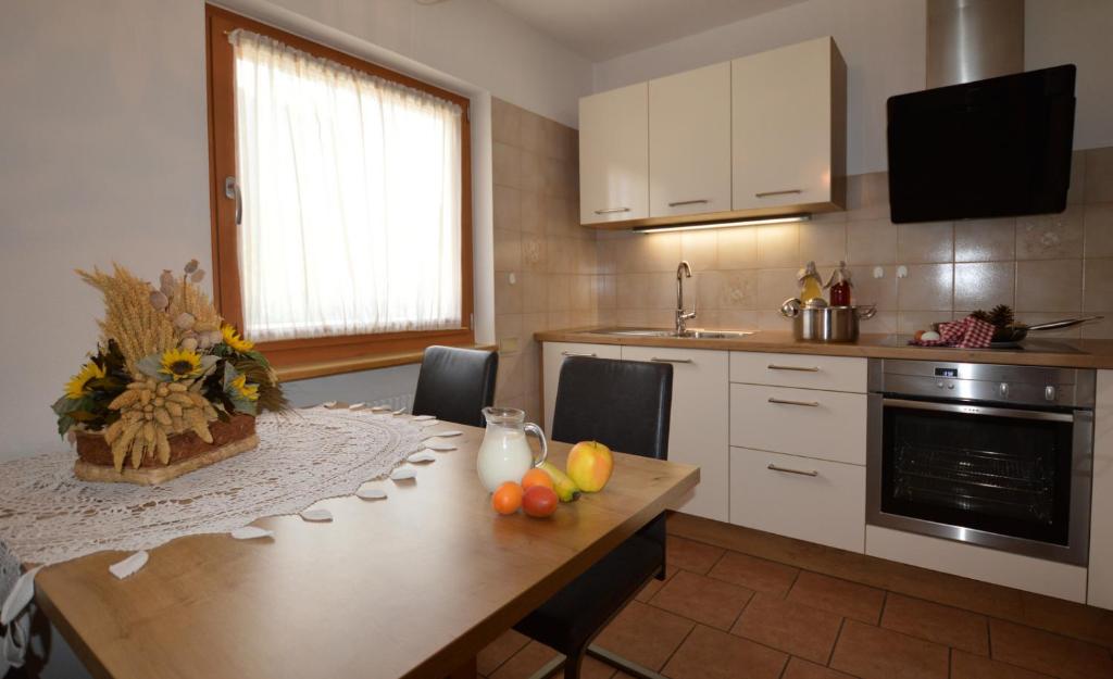 Kuchnia lub aneks kuchenny w obiekcie Agriturismo Anví