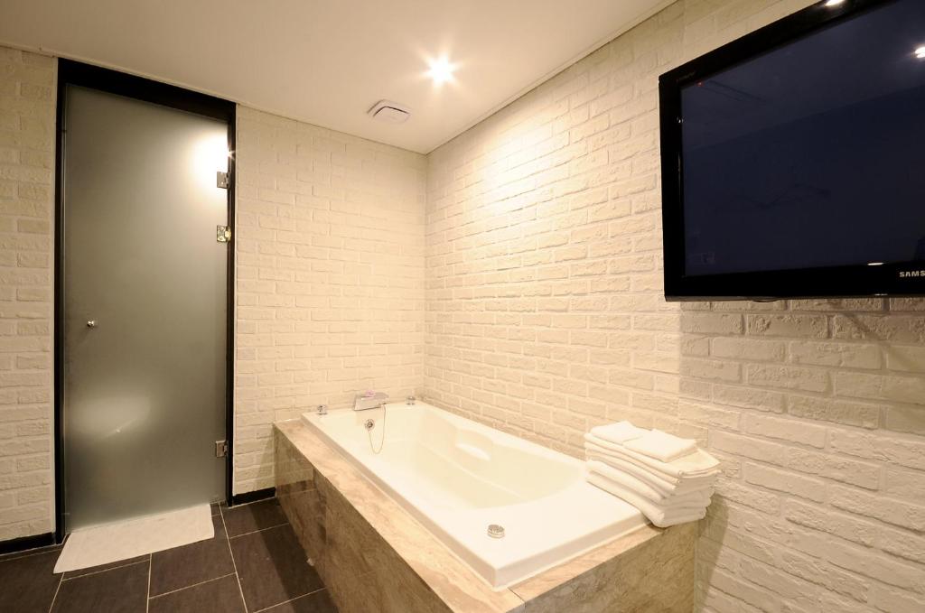 Queens Hotel Seomyeon Busan衛浴