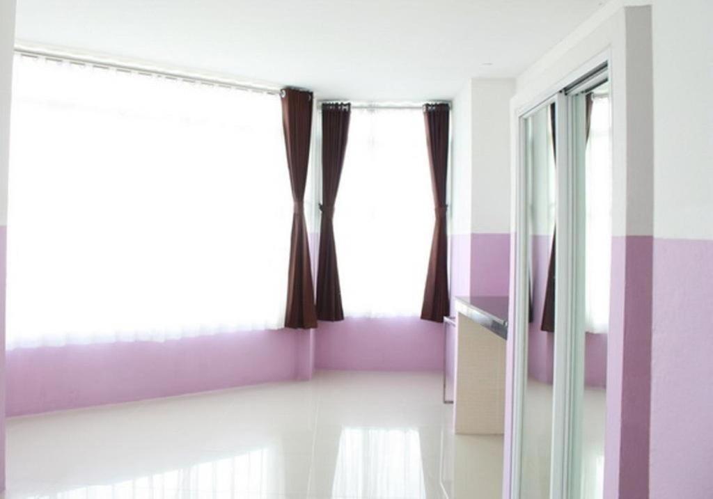 Ratchada 17 Place - Resim 25