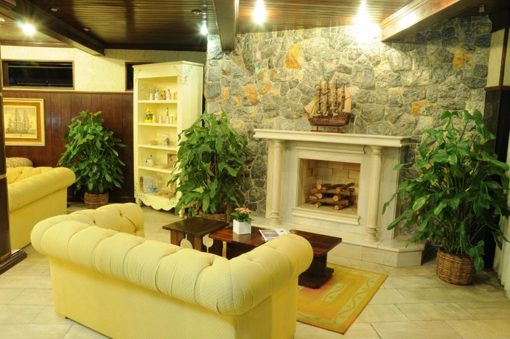  Hotel Columbus