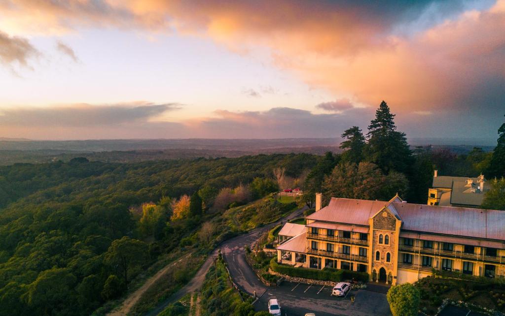 Mount Lofty House & Estate Adelaide Hills - Adults Retreat - Resim 8