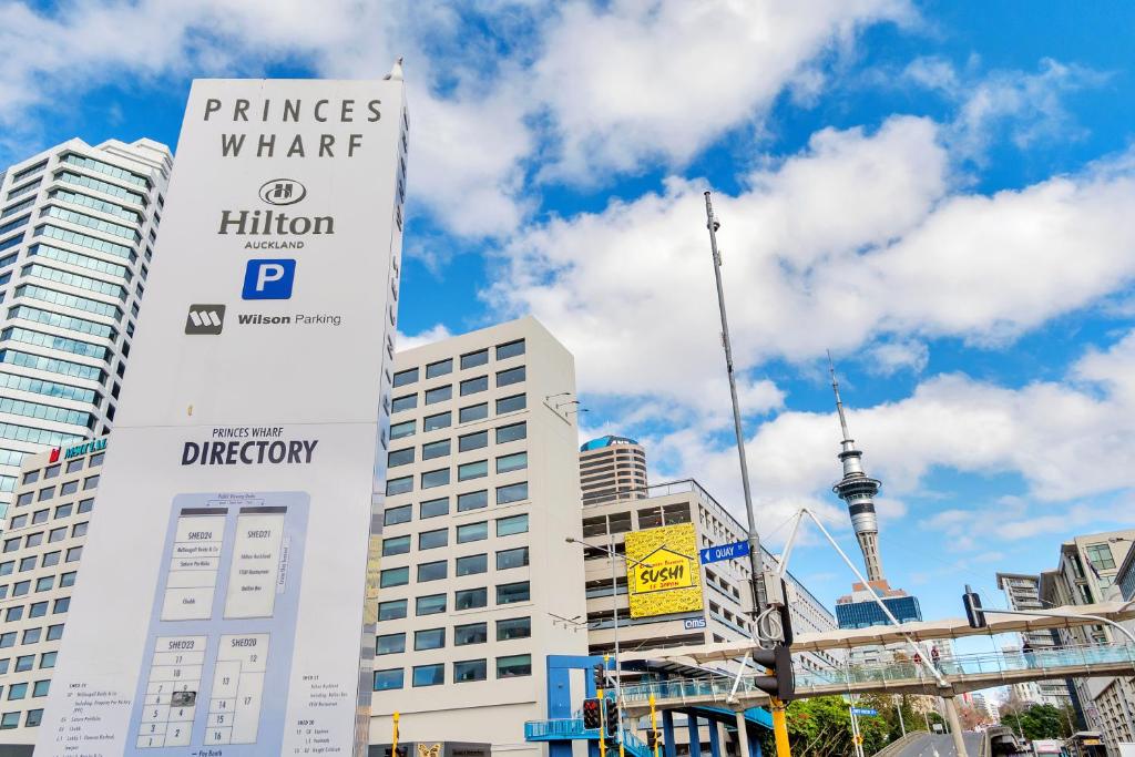Princes Wharf Boutique Apartments - Deluxe Apartment