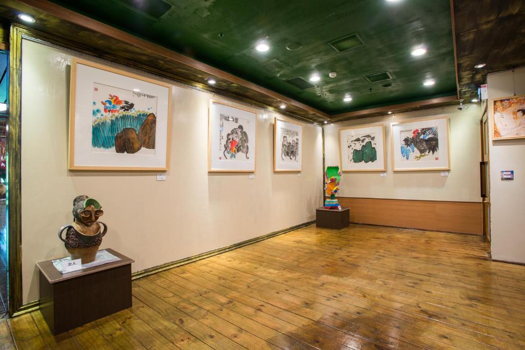 Fotografie z fotogalerie ubytování Cedarwood Villa v destinaci Tai'an