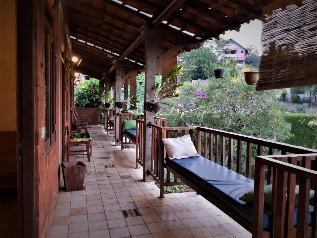 Djajanti House - Standard Triple Room