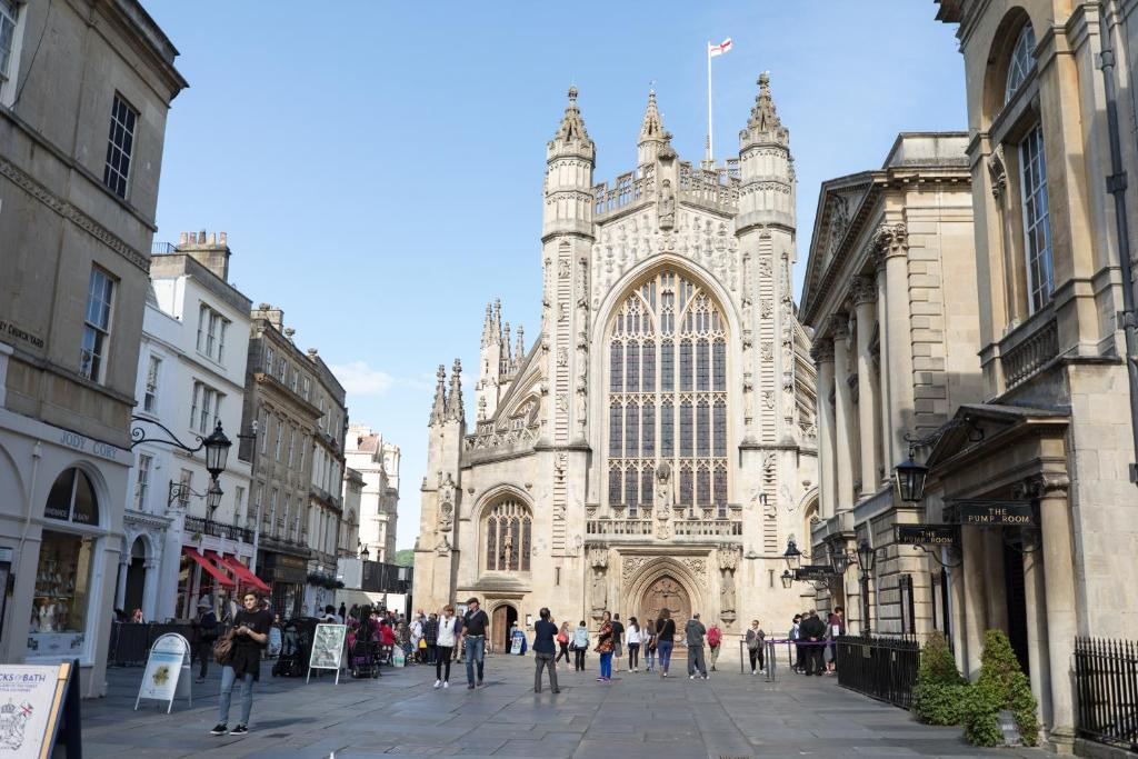 The Black Fox - Resim 24