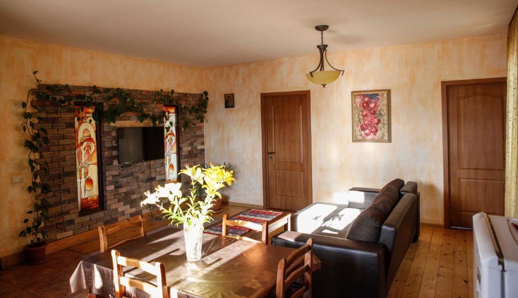 Posezení v ubytování Family Mini-Hotel Martirosyan's and tours
