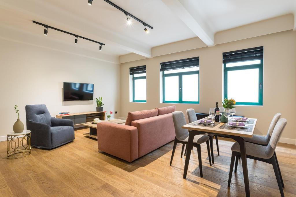 Posezení v ubytování Klepsydra Urban Suites