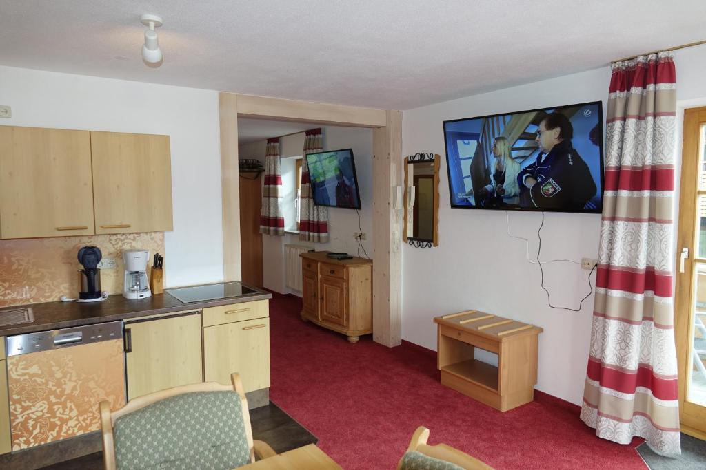 Gästehaus Guggomos "Hopfen am See" - 12