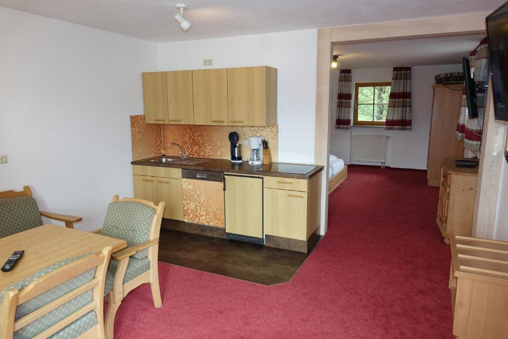 Gästehaus Guggomos "Hopfen am See" - 10