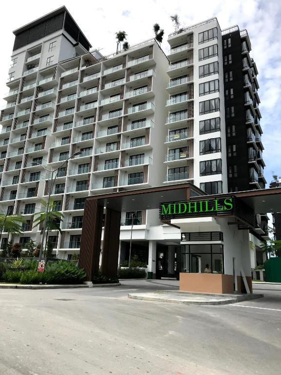 Resort Suite @Midhill Genting - Superior Two Queen Con Air Cond