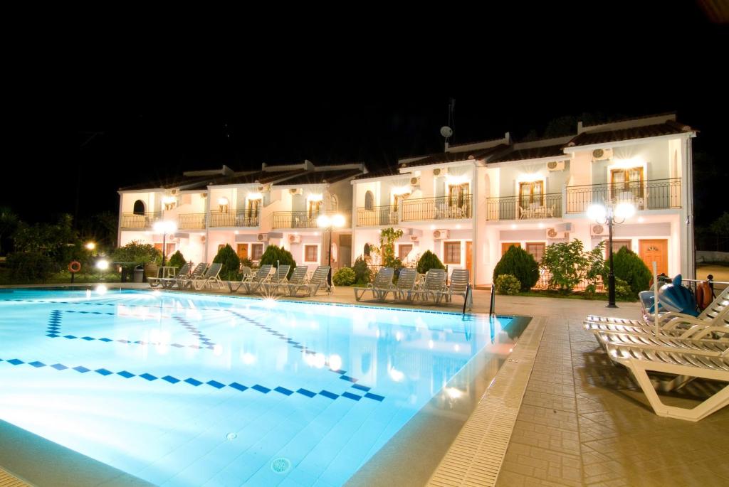 Бассейн в Villa Diamond или поблизости