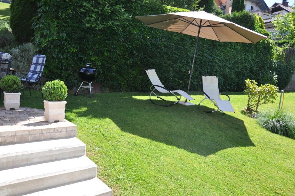 Vrt ispred objekta Ferienhaus Sapplerhof