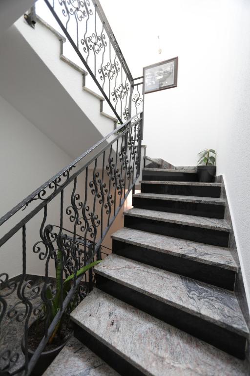 Fotografie z fotogalerie ubytování Hotel Cleon v destinaci Prizren