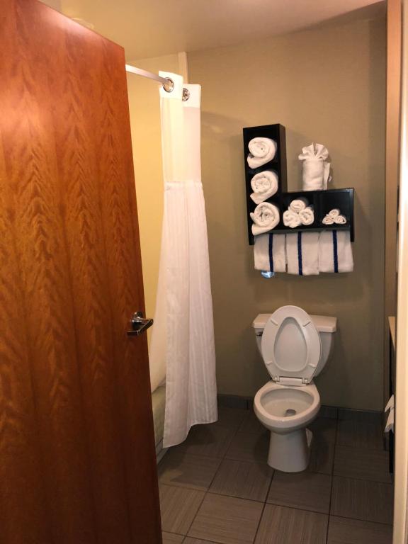 Countryview Inn & Suites - Error