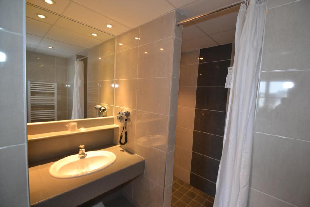 Hôtel Restaurant Les Alizés - Twin Room