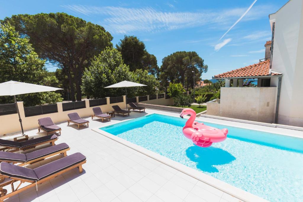 Villa ELLA