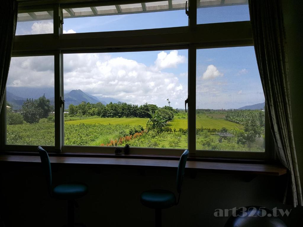 Yi Tian Homestay - Family Room With Mountain View