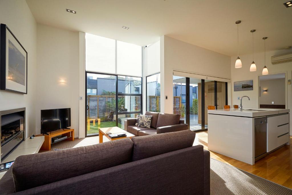 Kuchyň nebo kuchyňský kout v ubytování The Fairways Accommodation Kaikoura
