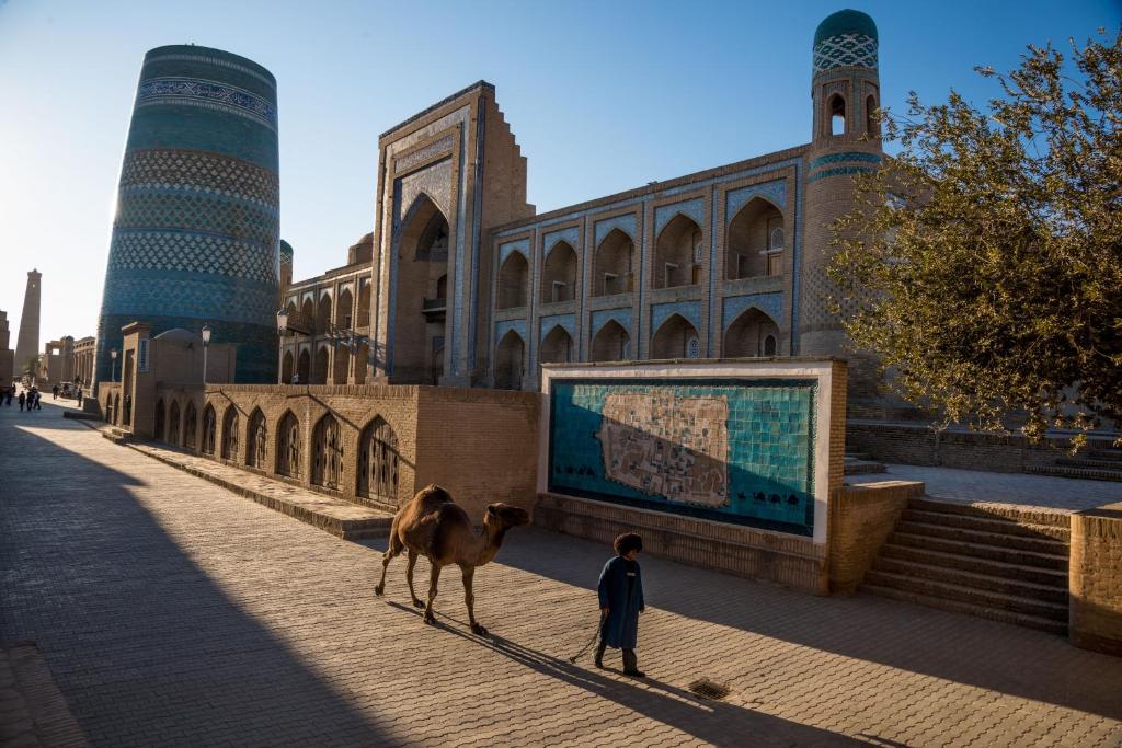 Гости Orient Star Khiva Hotel- Madrasah Muhammad Aminkhan 1855