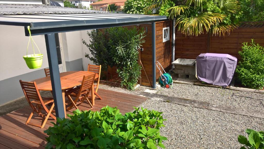 Zahrada ubytování Gîte Studio Tarbes Pyrénées