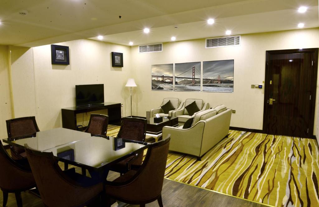 AL MUHAIDB APARTMENT